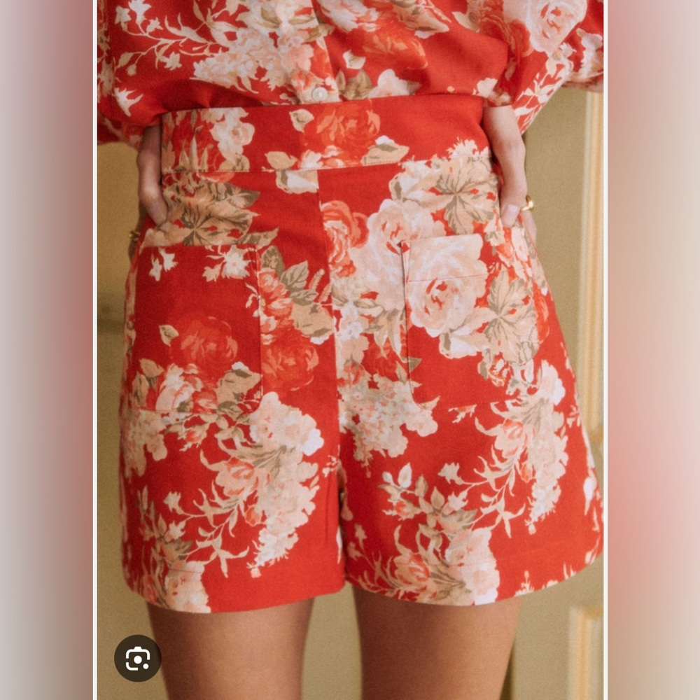 Sezane Kenny Shorts- Floral Rouge